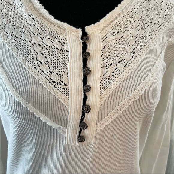 Lucky brand women’s top - Picture 4 of 5